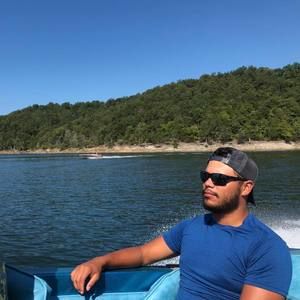 Meet your Posher, Nicholas